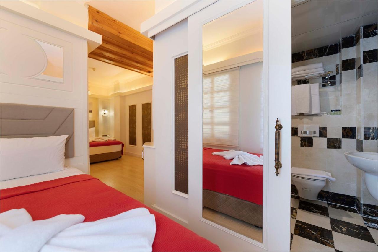 Castle Old Town Hotel Анталия Екстериор снимка